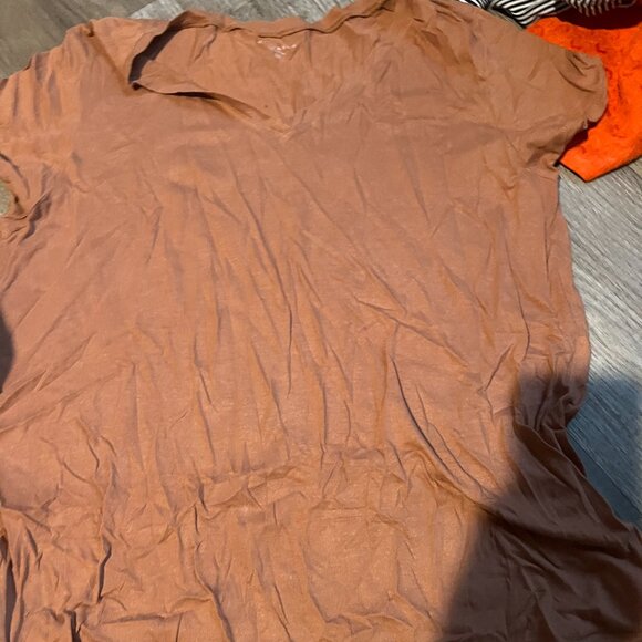 Mott & Bow xl t-shirt - Picture 4 of 6